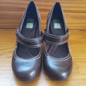 Dr. Scholls Mary Jane heels